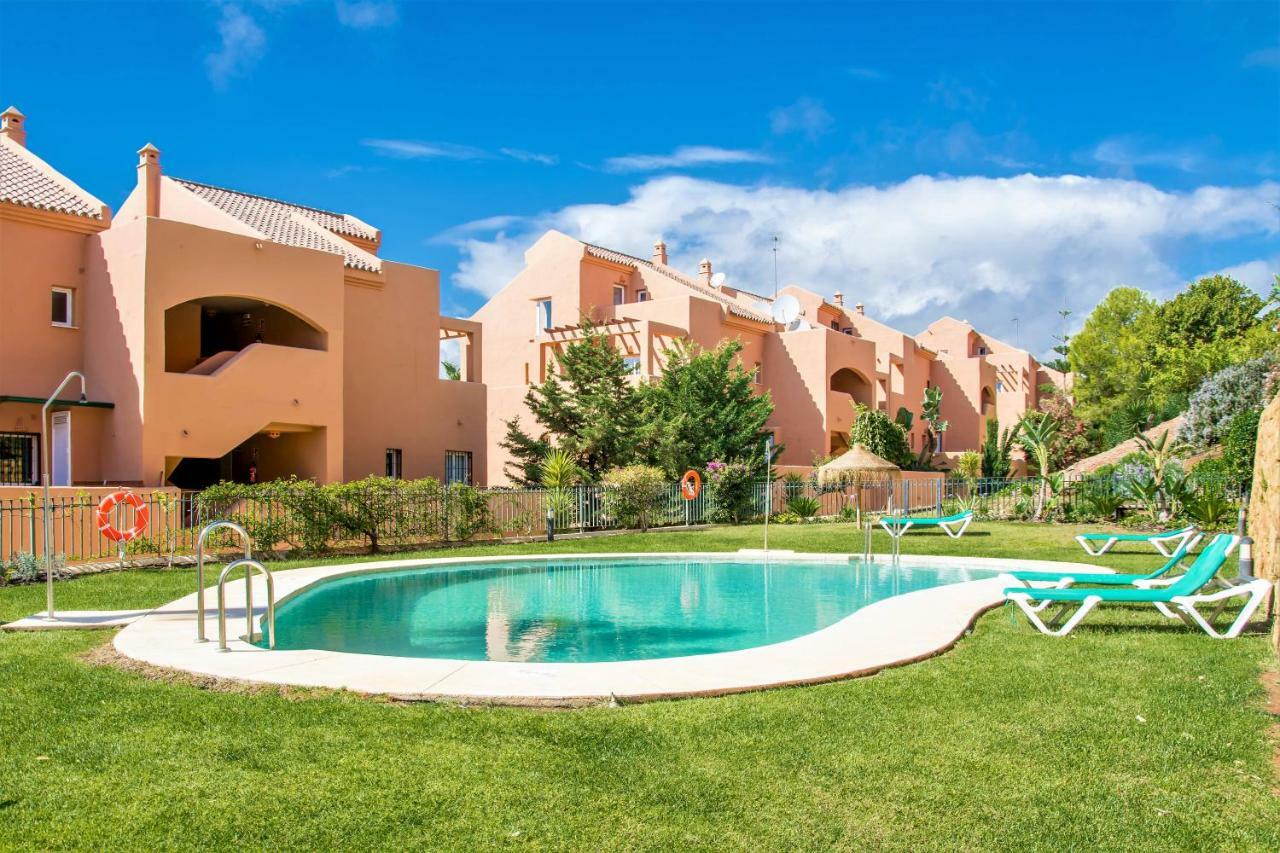 Free One Bedroom Retreat In Elviria Marbella Eksteriør billede
