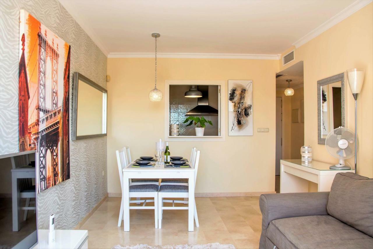 Free One Bedroom Retreat In Elviria Marbella Eksteriør billede